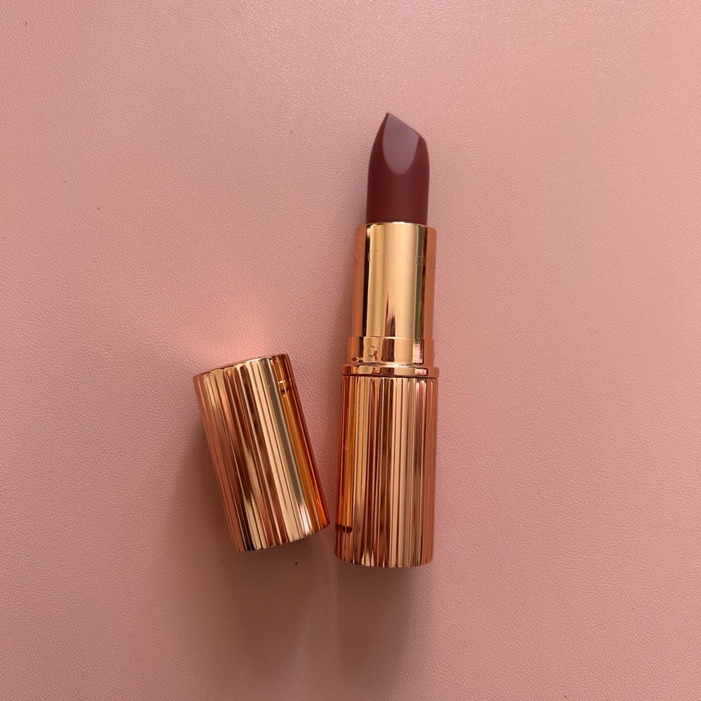 Charlotte Tilbury Pillow Talk Medium Lipstick